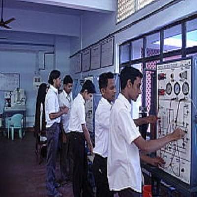 SR College of Science and Engineering Jhansi Campus photo 2