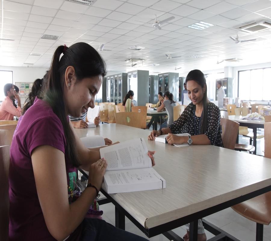 Hansaba College of Engineering & Technology, Gokul Global University Sidhpur Library photo 1