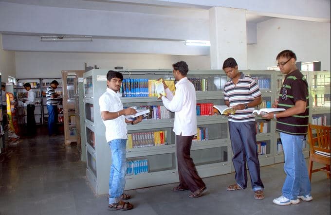 Genba Sopanrao Moze College of Engineering Balewadi Pune Campus photo 5
