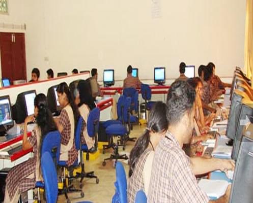 IES College of Engineering Thrissur Computer Lab photo 1