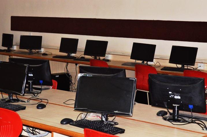 Sarvottam Institute of Technology and Management Noida Lab and Library photo 1