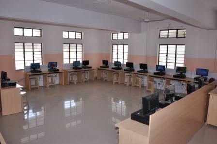 Phaltan Education Society's College of Engineering Satara Infrastructure photo 9
