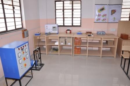 Phaltan Education Society's College of Engineering Satara Infrastructure photo 5