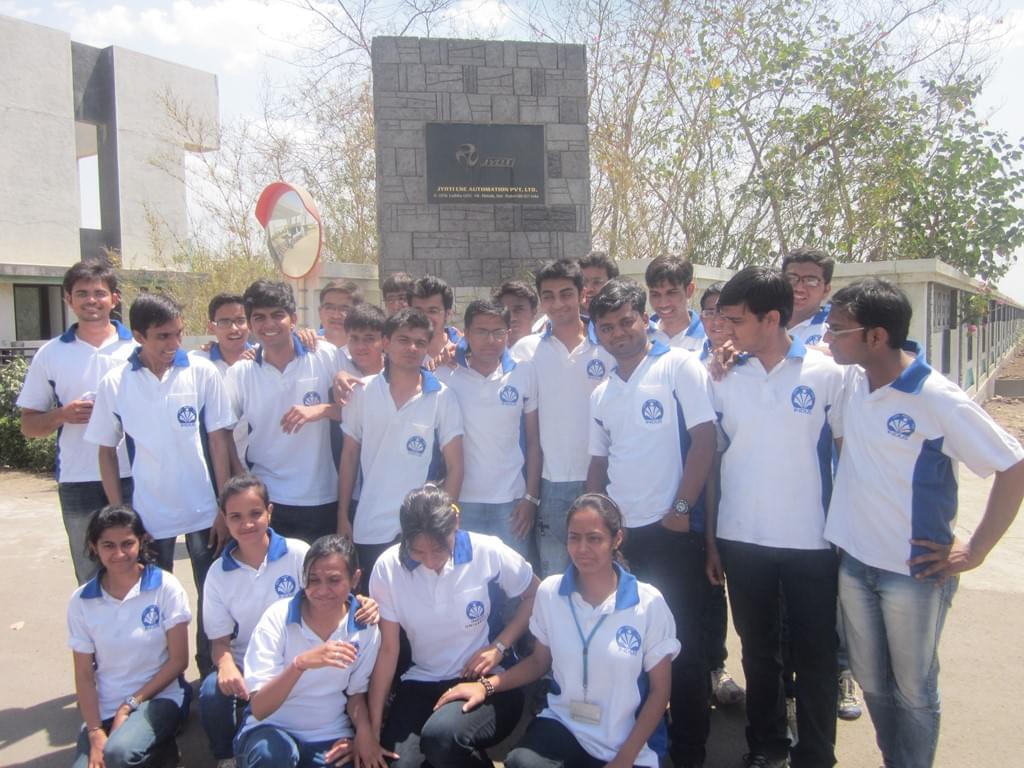 Indus Institute of Technology & Engineering Ahmedabad Placement Images photo 1
