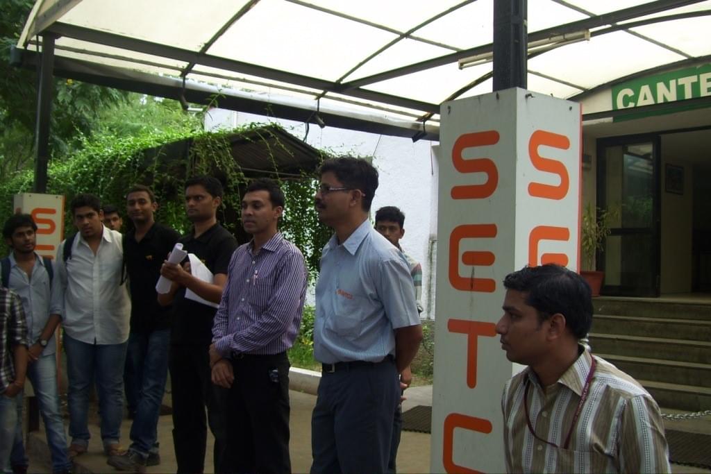 Indus Institute of Technology & Engineering Ahmedabad Placement Images photo 3