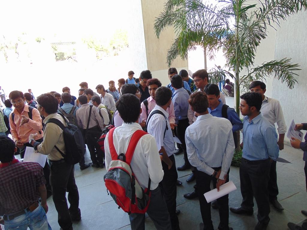 Indus Institute of Technology & Engineering Ahmedabad Placement Images photo 8