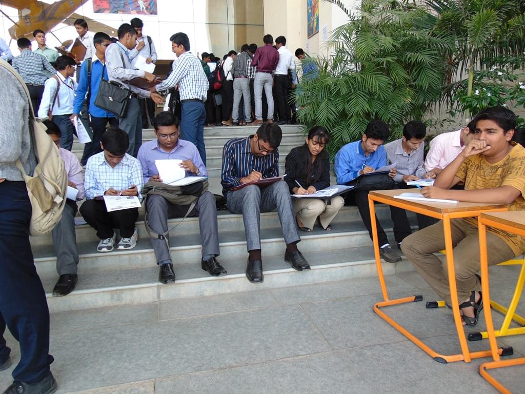 Indus Institute of Technology & Engineering Ahmedabad Placement Images photo 9