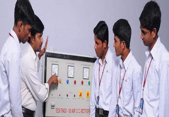 Sri Chaitanya Institute of Technology & Research Khammam Lab photo 3