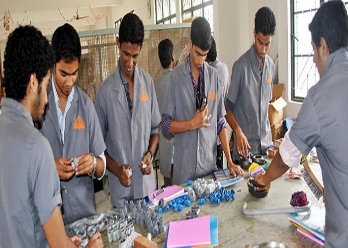 Maharaja Prithvi Engineering College Coimbatore Labs and Library photo 2