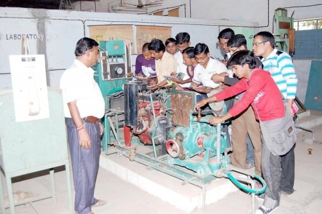 Maharashtra College of Engineering Latur Labs photo 4