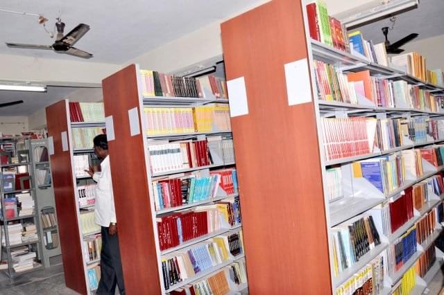 Maharashtra College of Engineering Latur Library photo 1