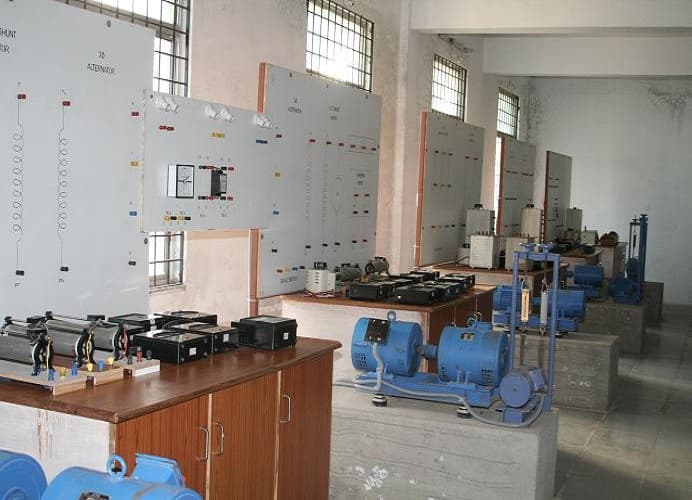 Mahatma Gandhi Institute of Technical Education and Research Center Navsari Labs photo 1