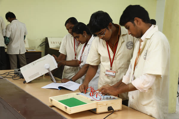 Mahendra Institute of Engineering and Technology Namakkal Labs photo 2