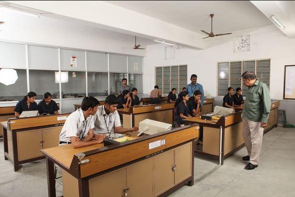 Velalar College of Engineering and Technology Erode Laboratory photo 4
