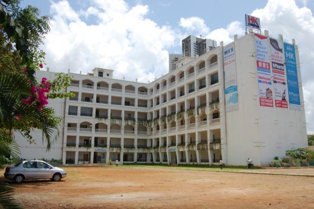 Humera Khan Institute of Management Studies and Research Mumbai Building photo 1