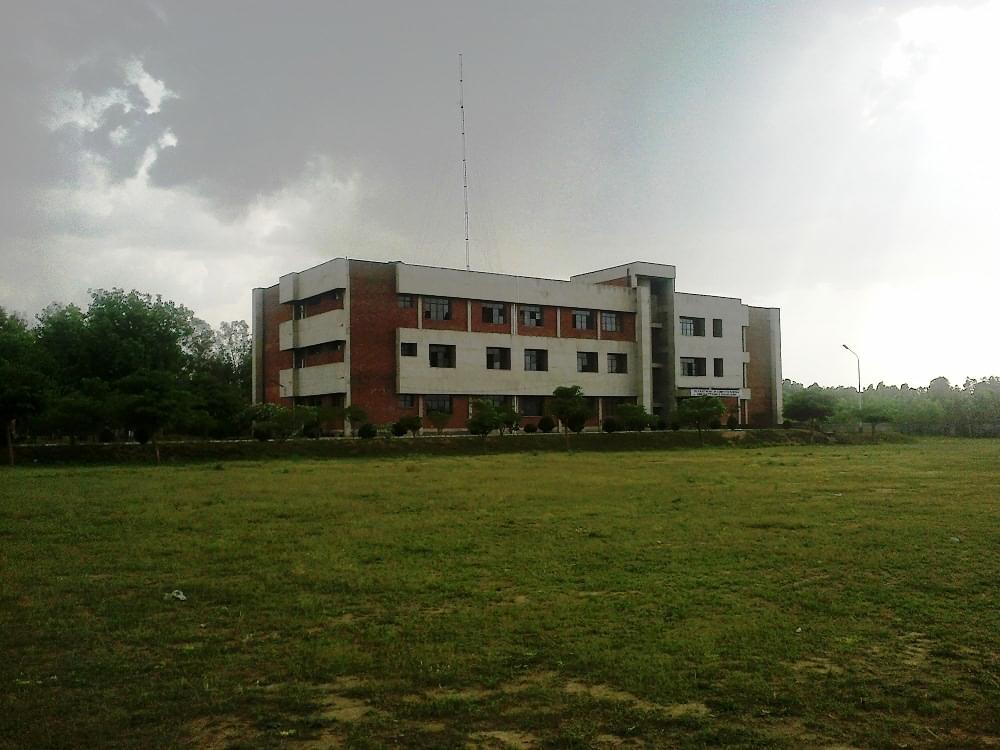 Guru Nanak Dev University Regional Campus Gurdaspur Campus photo 1