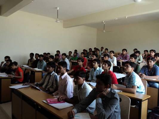 Shri Labhubhai Trivedi Institute of Engineering & Technology Rajkot Campus photo 2