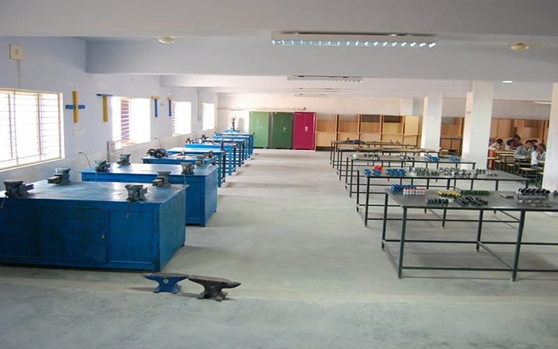 Varuvan Vadivelan Institute of Technology Dharmapuri Facility photo 2