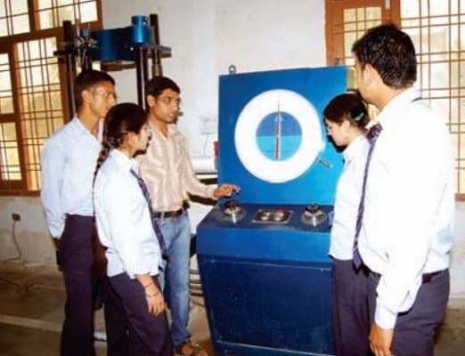 Universal Institute of Technology Hisar Labs photo 5