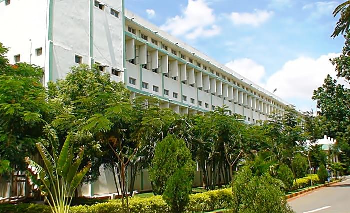 VSB Engineering College Karur Academic Building photo 2