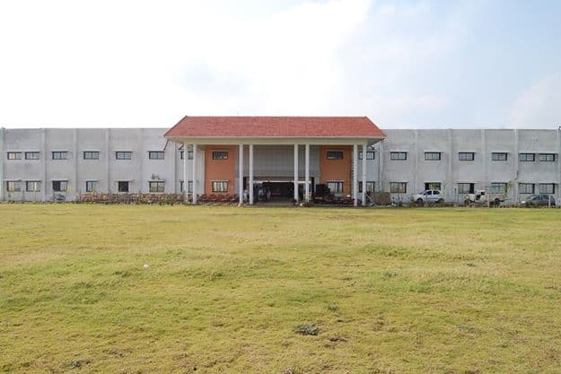 Ramoti Devi Institute of Engineering Ujjain Building photo 1