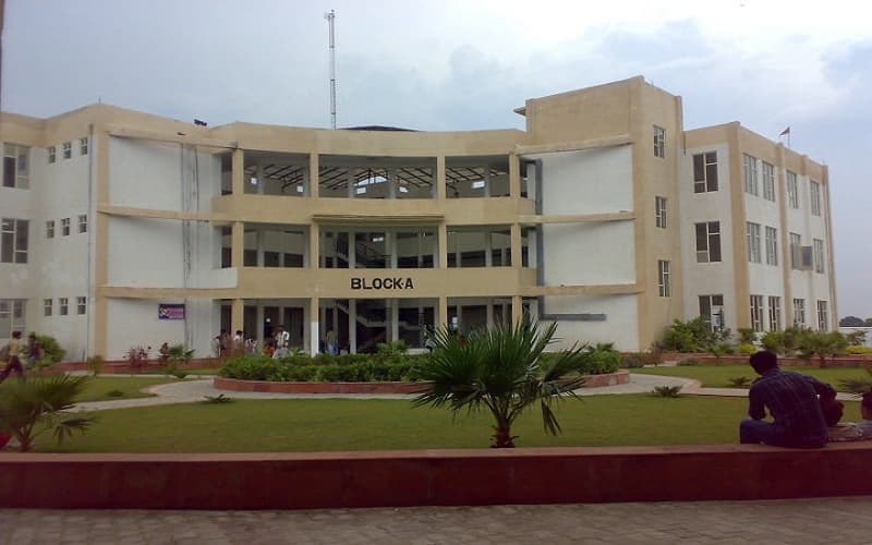 World Institute of Technology Gurgaon Academic Building photo 3