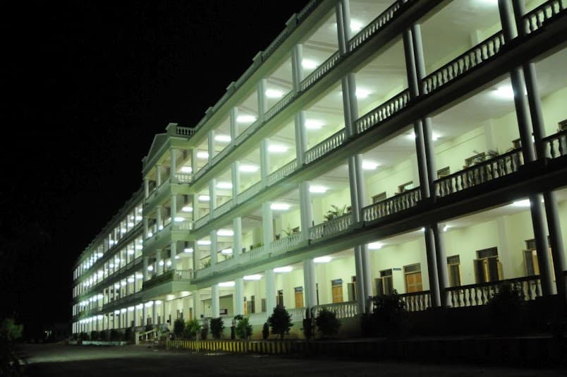 RISE Krishna Sai Gandhi Group of Institutions Prakasam Buildings photo 1