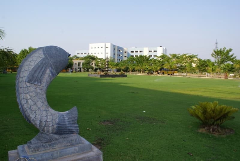 Vivekananda Institute of Technology & Science Karimnagar Academic Building photo 9