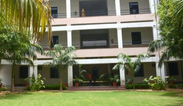 Modern Institute of Technology and Research Centre Alwar Academic Building photo 2