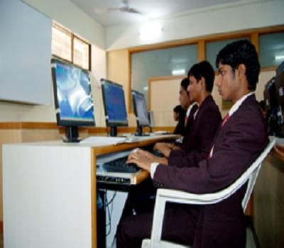 Bhogawati Mahavidyalaya Kolhapur Campus photo 3