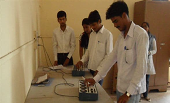 Nagnathappa Halge Engineering College Beed Infrastructure photo 5