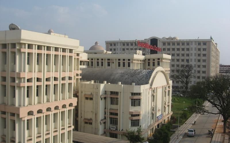 Gandhi Medical College Secunderabad Academic Building photo 2