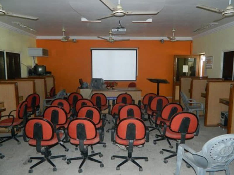 Bhavan's Sheth RA Shah College of Arts and Commerce Ahmedabad Campus photo 9