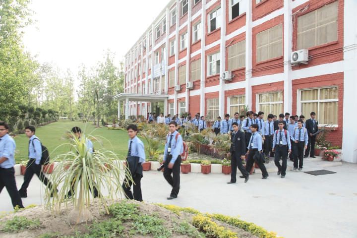 Guru Nanak College of Engineering & Management Dehradun Campus photo 1
