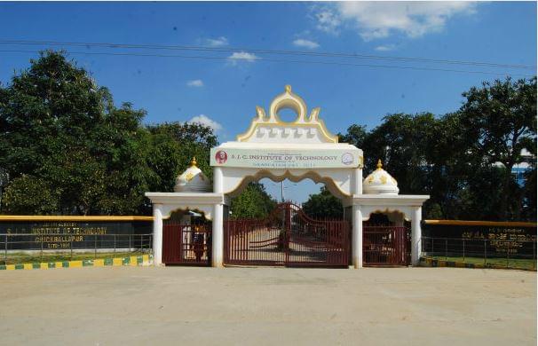 Sri Jagadguru Chandrashekaranatha Swamiji Institute of Technology Chickballapur Academic Building photo 1