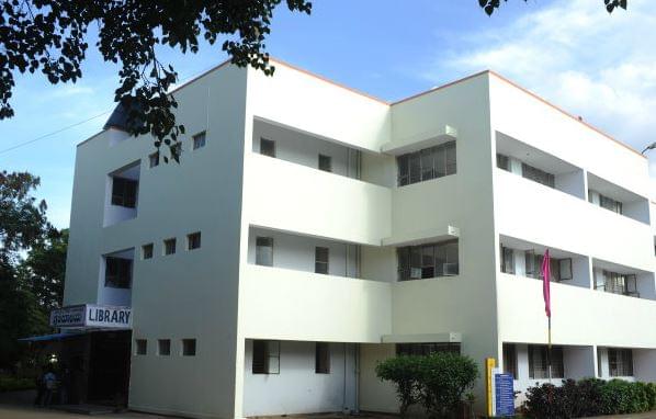 Sri Jagadguru Chandrashekaranatha Swamiji Institute of Technology Chickballapur Academic Building photo 6