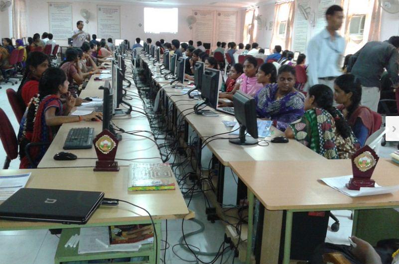 Sri Mittapalli College of Engineering Guntur Computer Lab photo 1