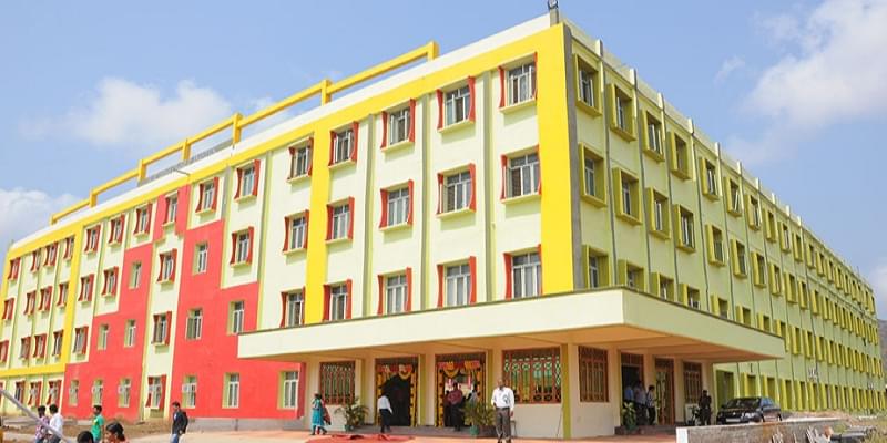 Sri Mittapalli College of Engineering Guntur Academic Building photo 1