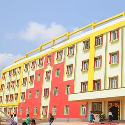 Sri Mittapalli College of Engineering Guntur Academic Building photo 2
