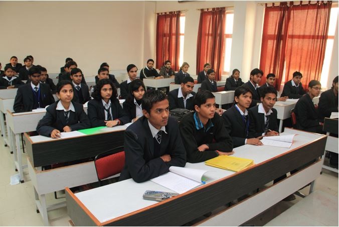SR Group of Institutions Jhansi Classroom photo 3