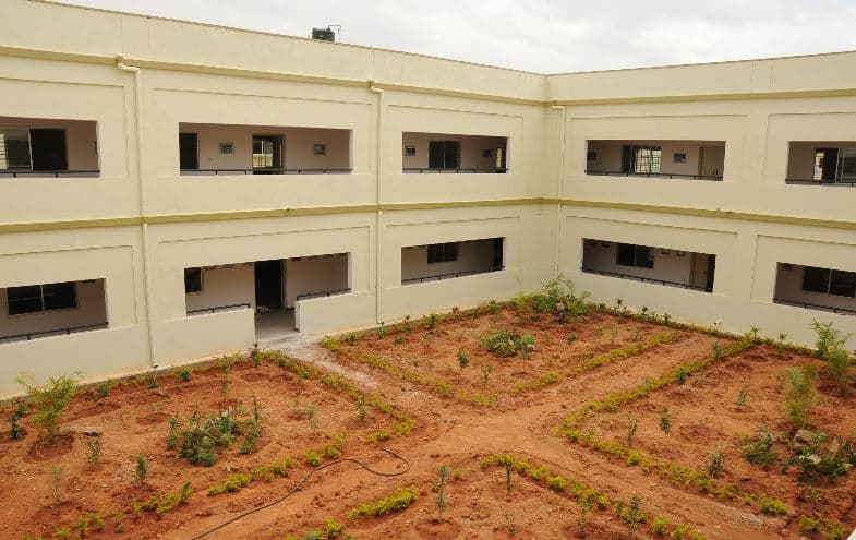 Tumkur University Academic Building photo 6