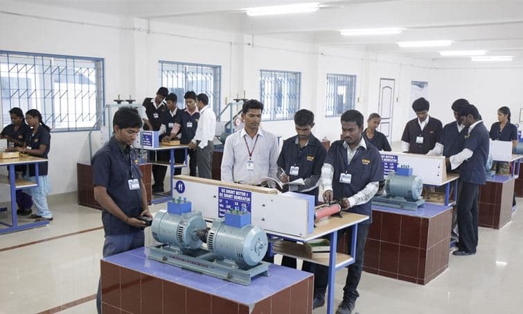 SBM College of Engineering and Technology Dindigul Lab Facility photo 8