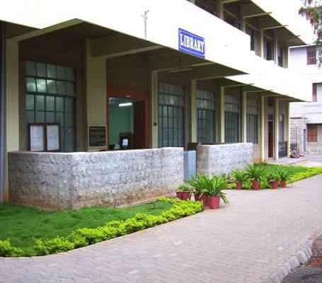 Avinashilingam university Academic Building photo 2