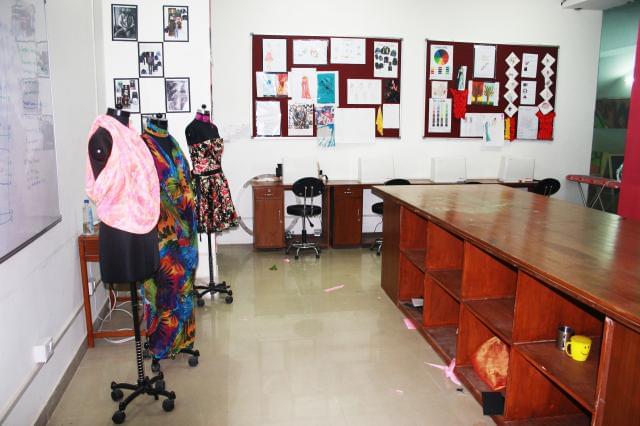 MADA Fashion Institute New Delhi College Images photo 2