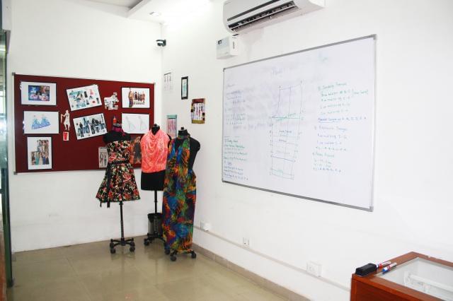 MADA Fashion Institute New Delhi College Images photo 3