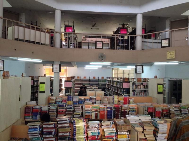 Dharmsinh Desai University Nadiad hostel photo 1