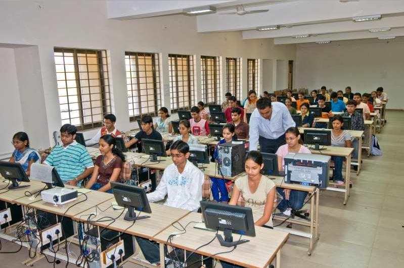 Dharmsinh Desai University Nadiad hostel photo 2