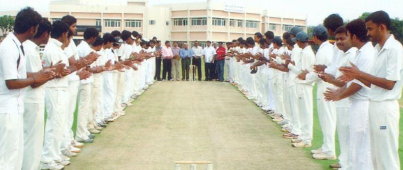 Davangere University Davanagere Academic Building photo 1