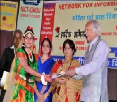 Government Maharani Laxmi Bai Girls PG College Indore Academic Building photo 17