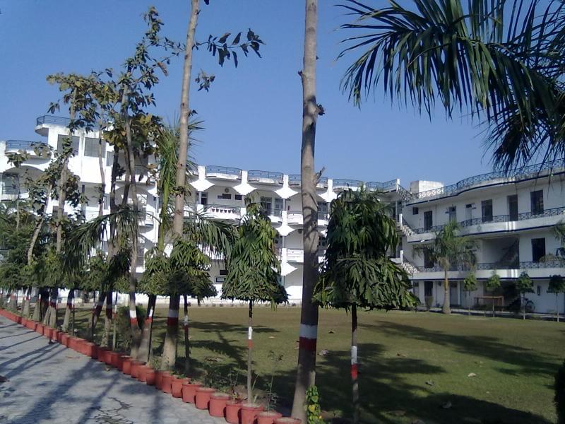 SD College of Pharmacy and Vocational studies Muzaffarnagar Academic Building photo 2